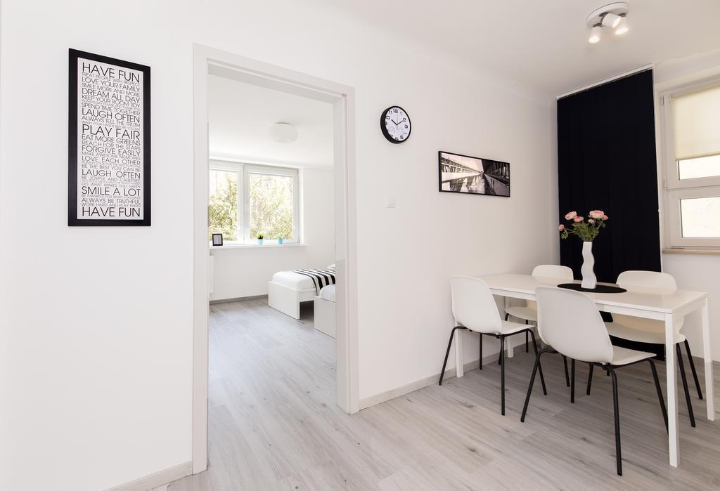 Warsawrent Hit Apartments Extérieur photo